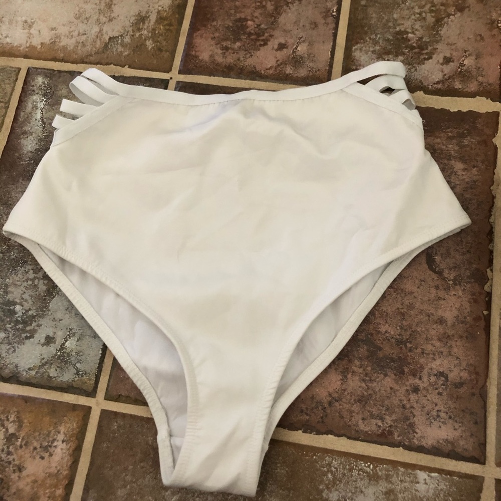 Bikini bottoms